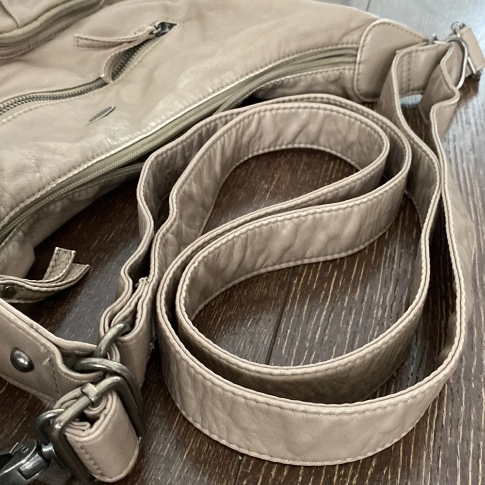 Side Bag - Picture 3 of 11